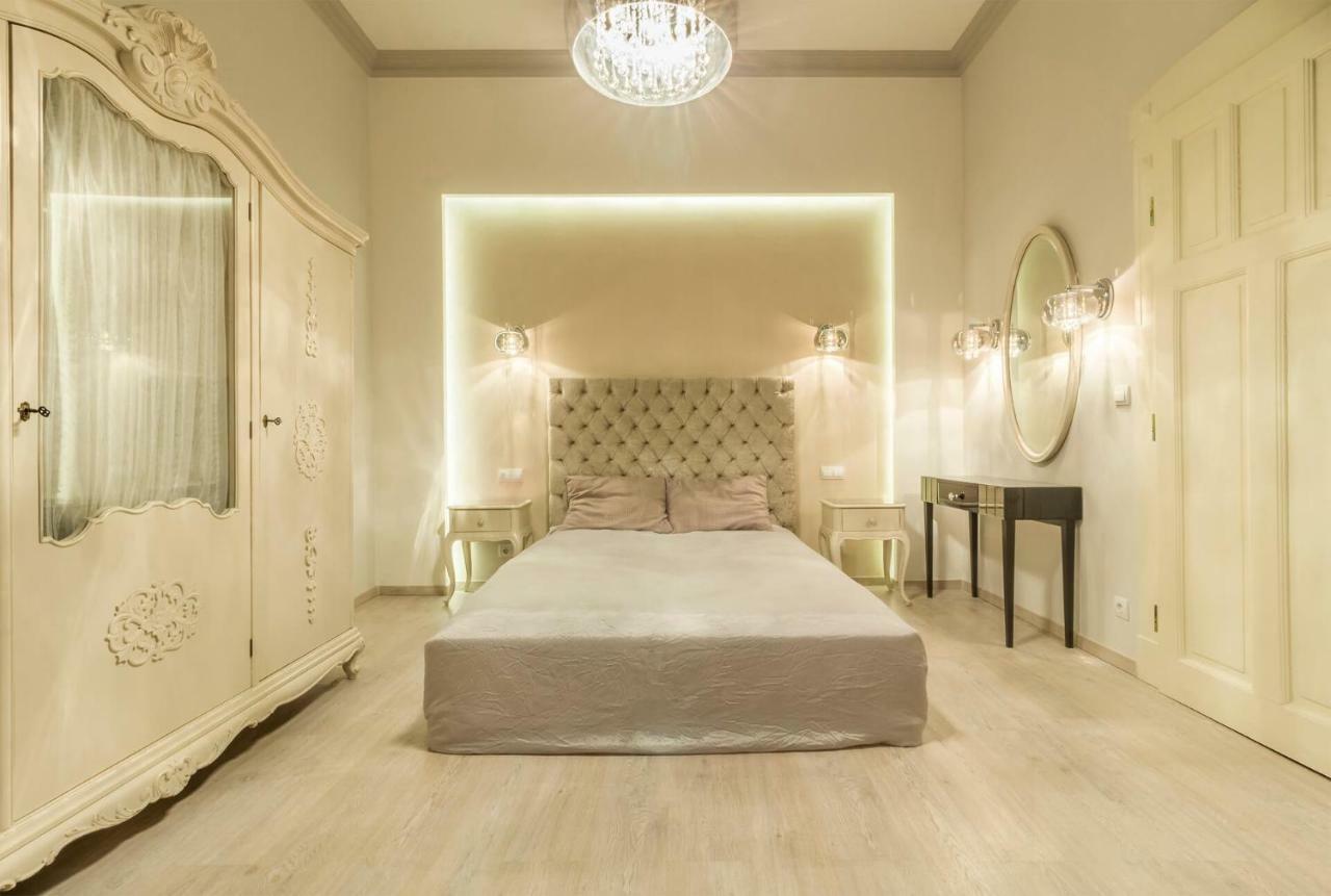 Vori Vori De Luxe Apartment Budapest Luaran gambar