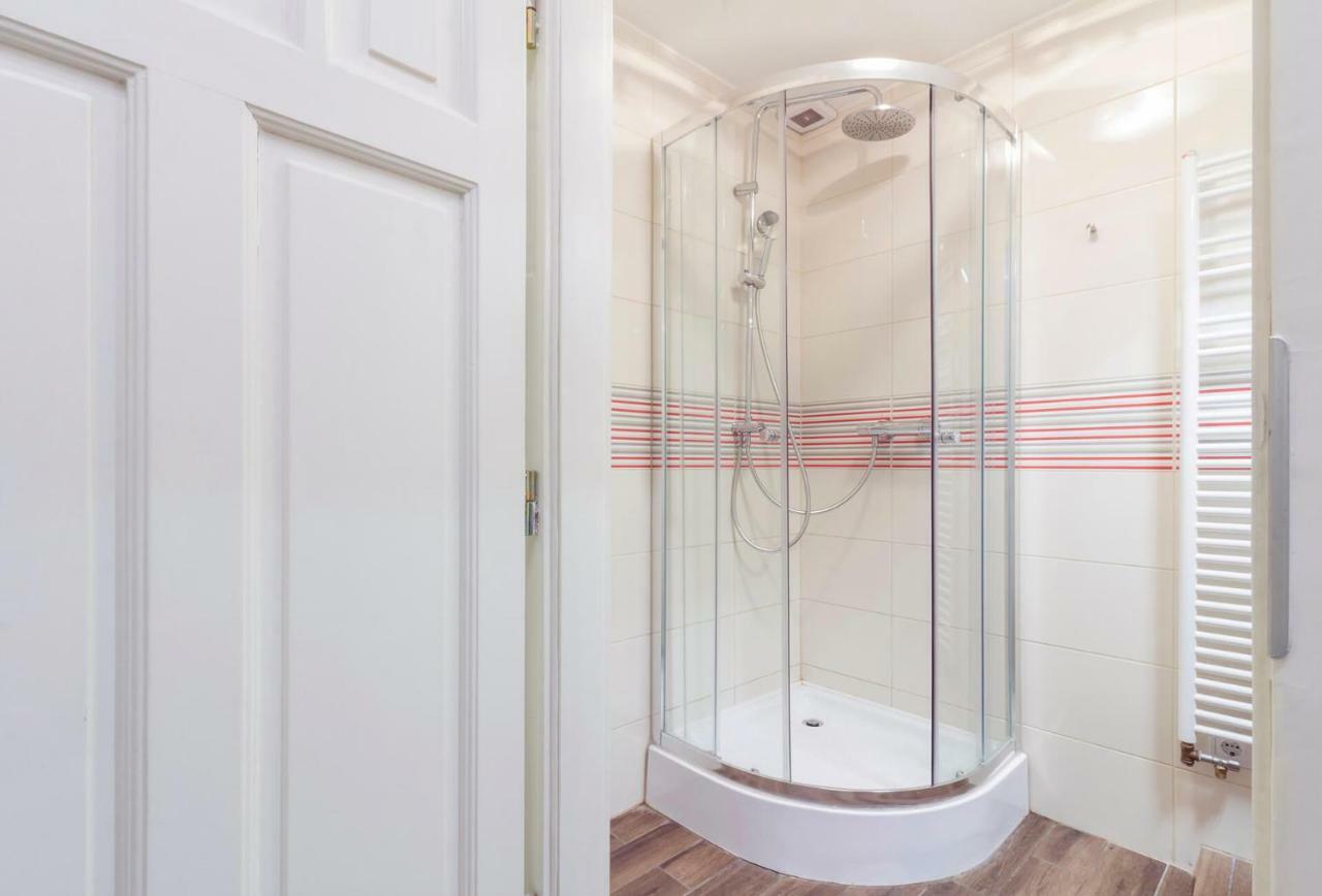 Vori Vori De Luxe Apartment Budapest Luaran gambar