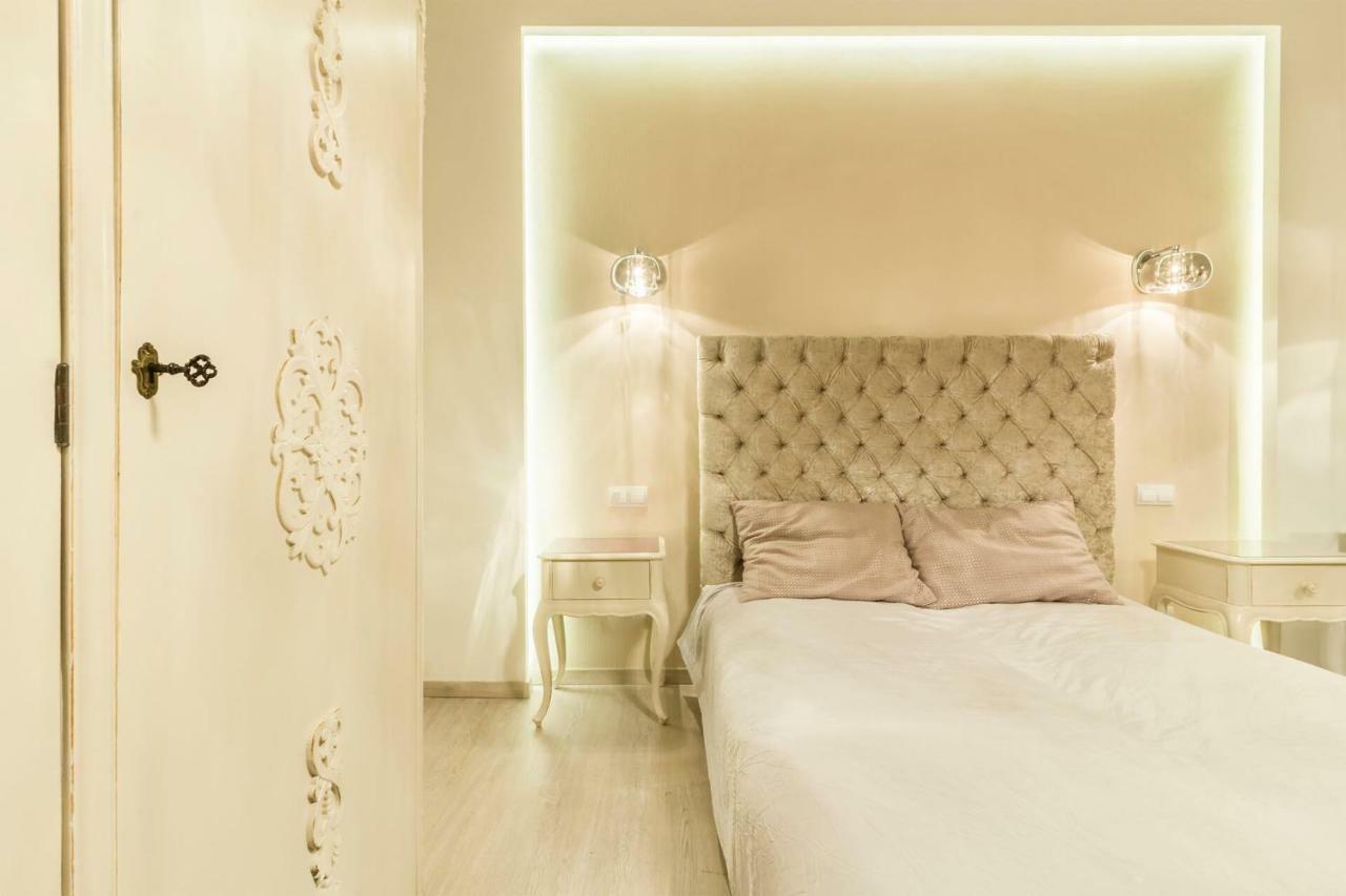 Vori Vori De Luxe Apartment Budapest Luaran gambar