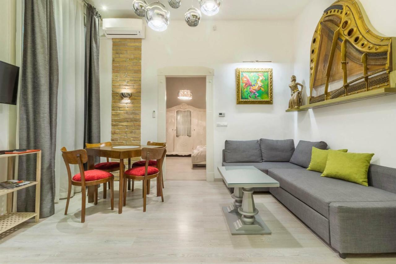 Vori Vori De Luxe Apartment Budapest Luaran gambar